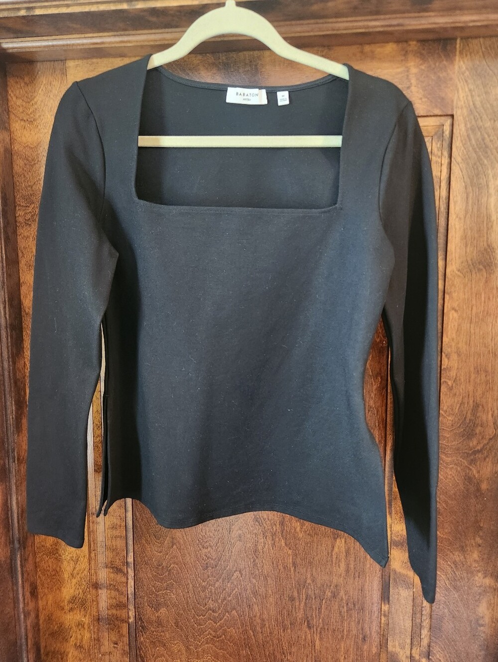 Babaton by ARITZIA  Black Square-Neck Long Sleeve Top